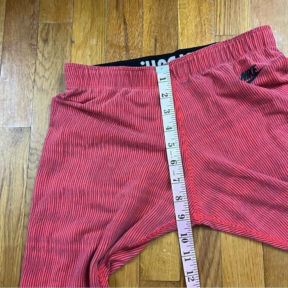 Nike sportswear Retro Candy Stripe Leggings Women's M